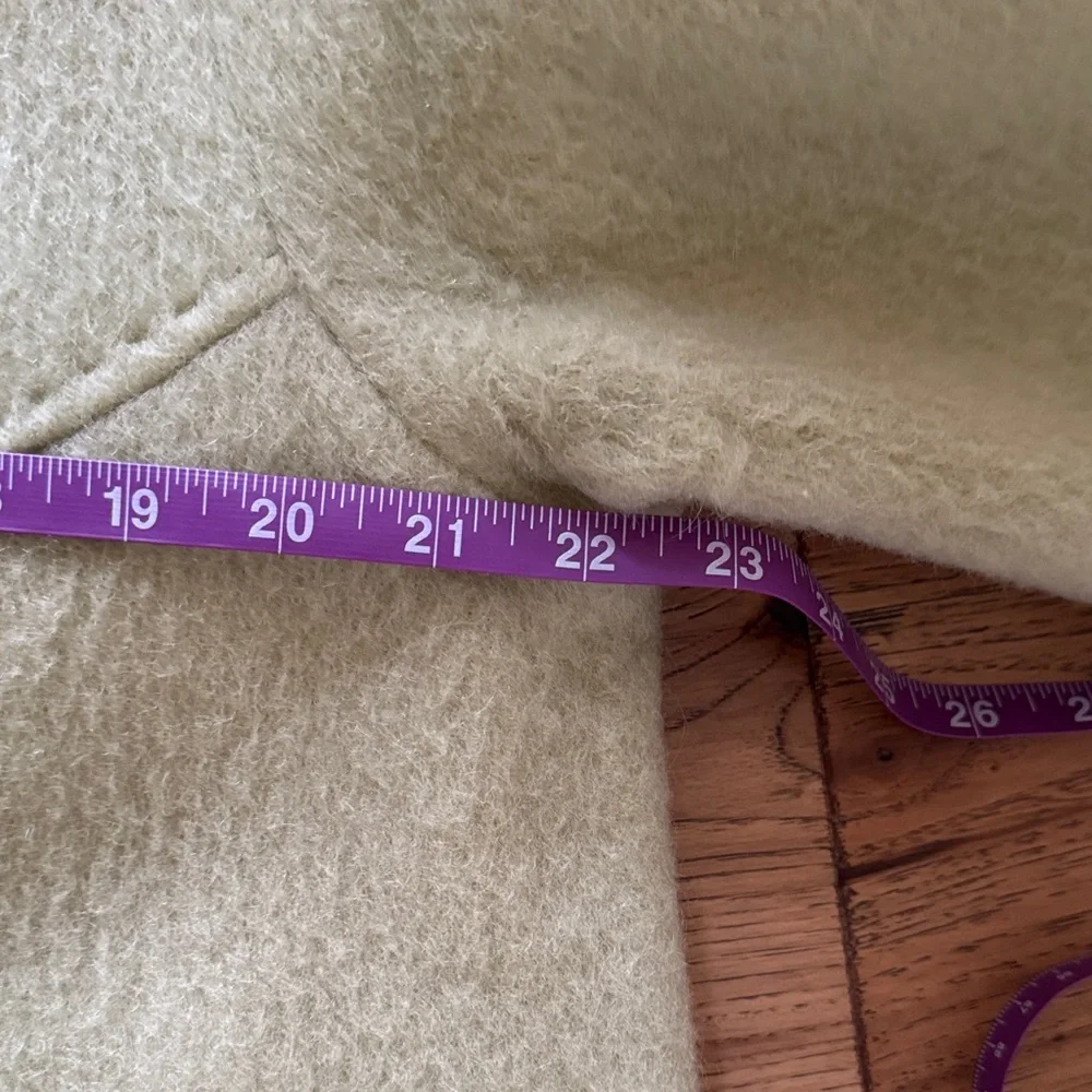 VINTAGE Tailor Made Wool Coat with Fur Collar😊 - Picture 14 of 16